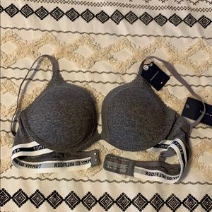 Tommy Hilfiger NWT 36B grey plunge push up bra